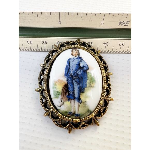 Vintage Blue Boy Brooch Porcelain Cameo Styled Regency Gold Tone Framed - Picture 2 of 4